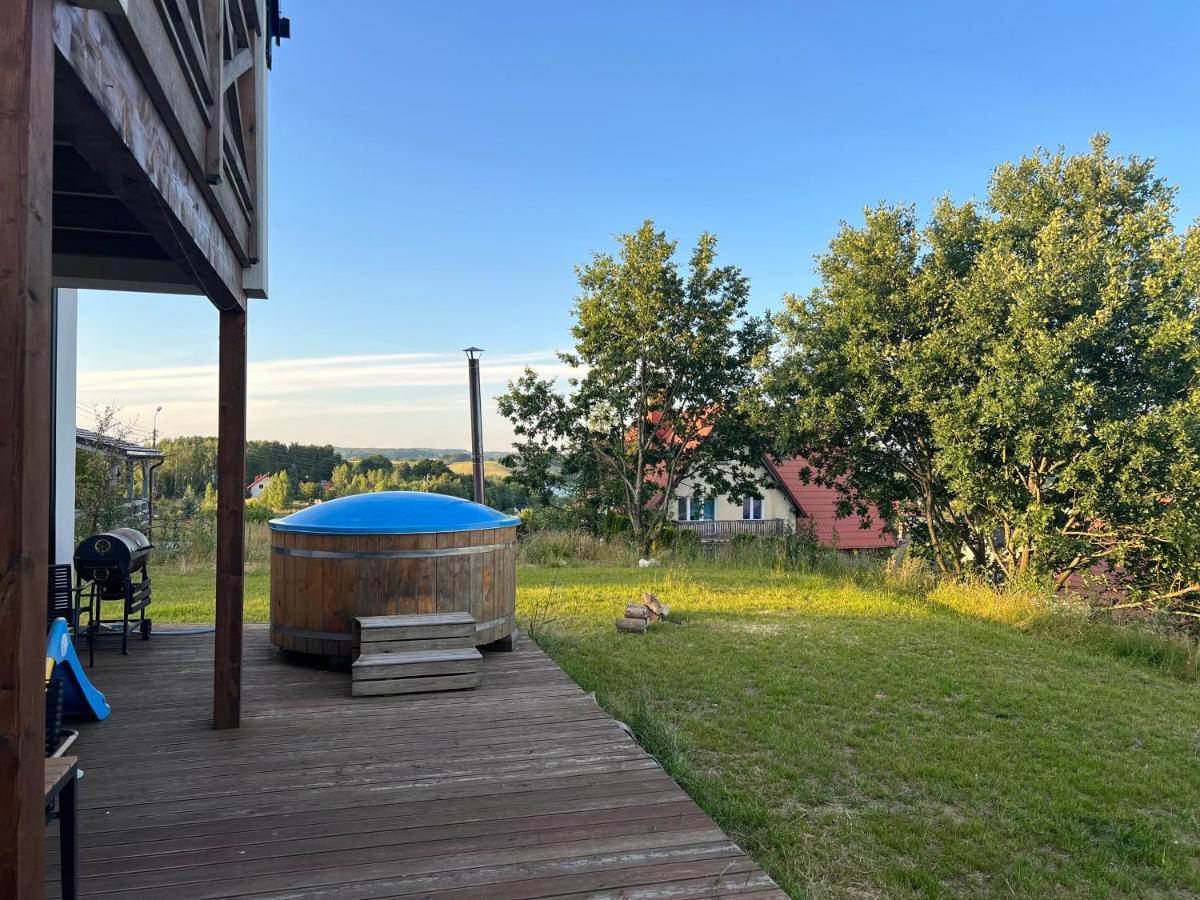 Villa Dom W Chmielnie Na Wzgorzu Chmielno Esterno foto